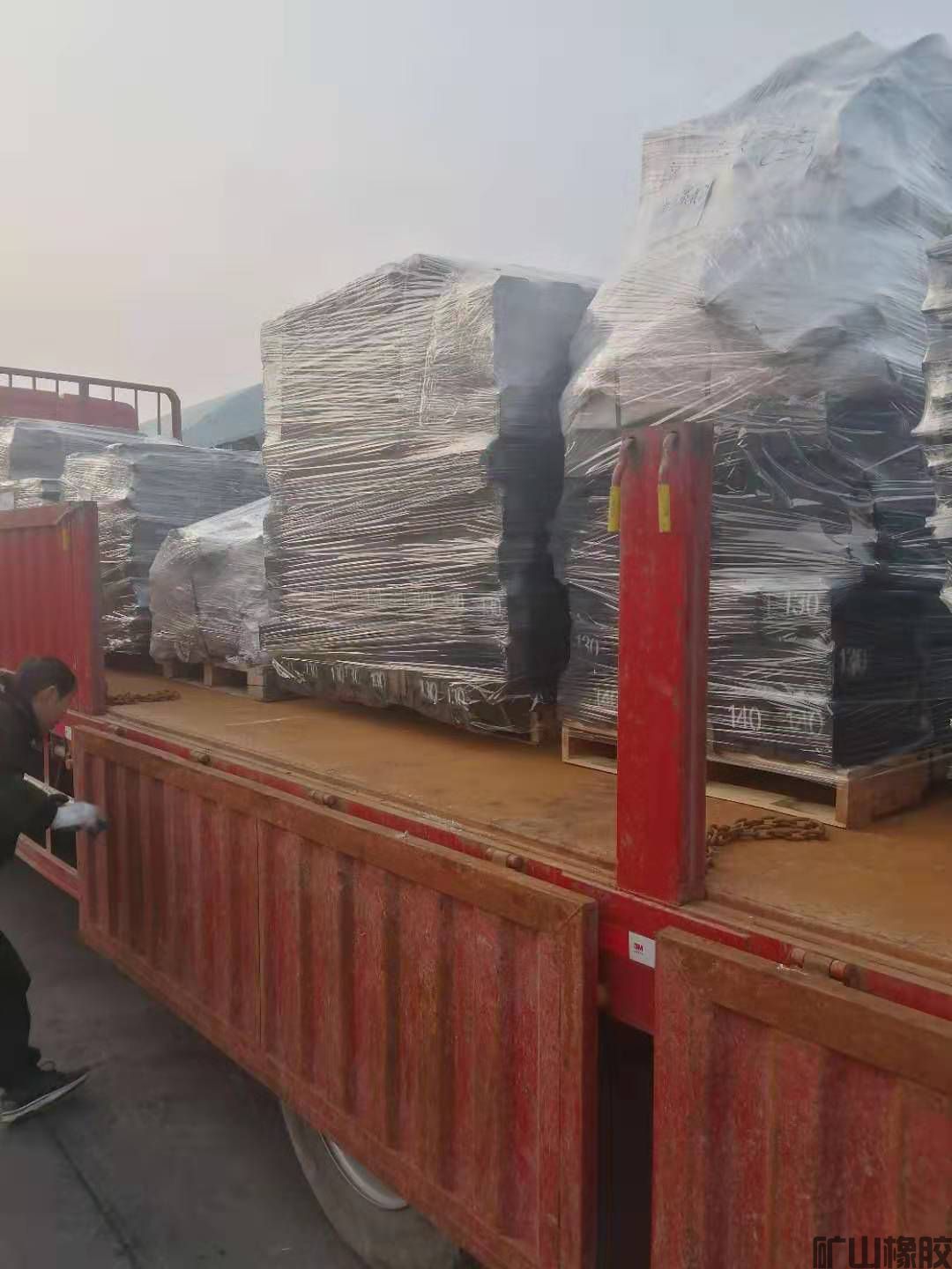哪兒來的效益？干就得了——為萊州市礦山橡膠廠全體員工點贊(圖3)
